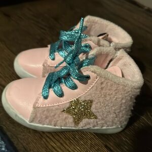 Lola and The boys US 9 little girls sneakers